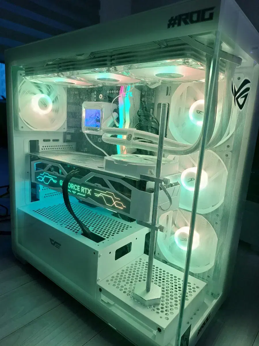 9800X3D RTX4080S본체 팝니다